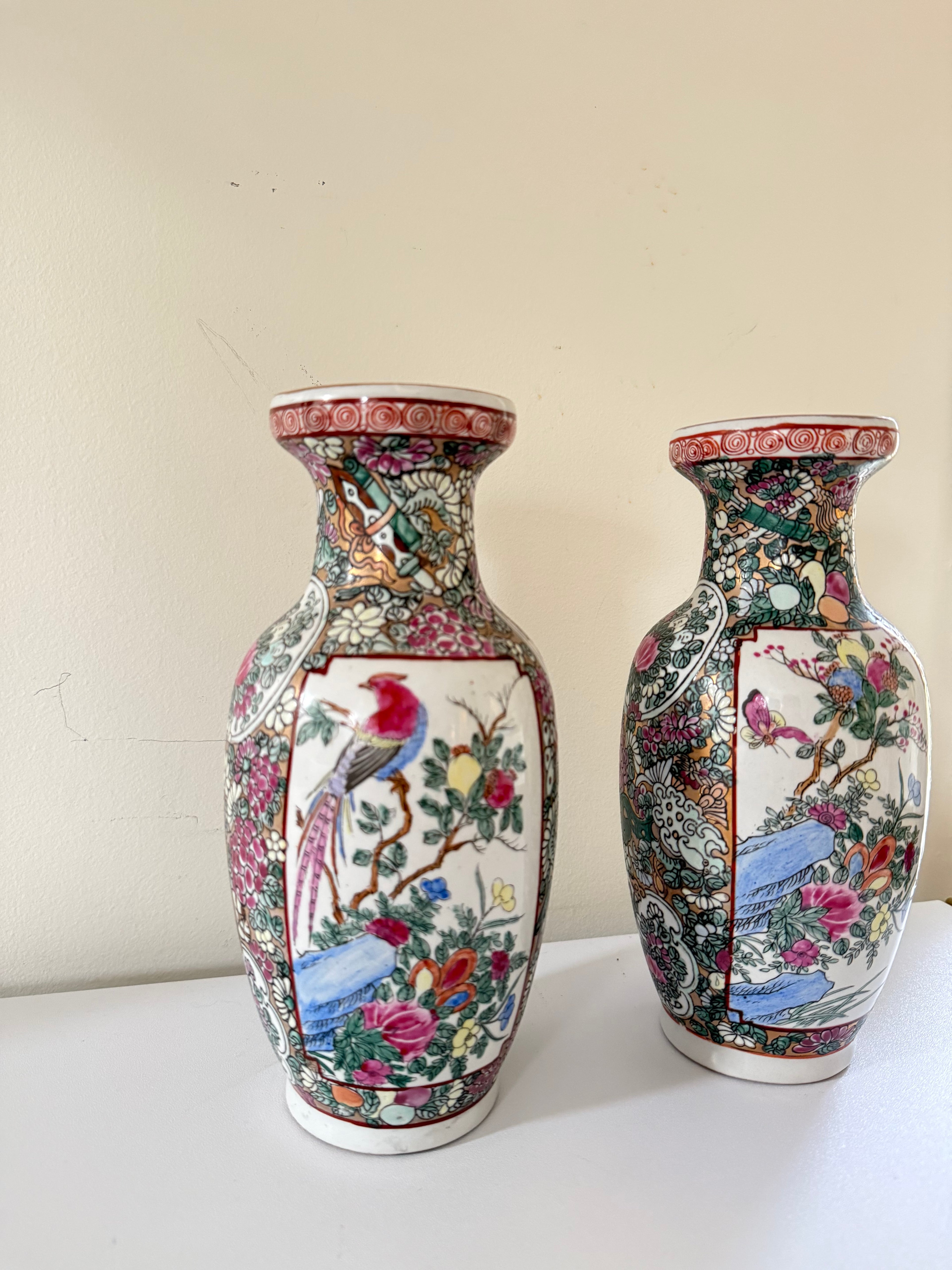 Vintage Rose Famille Vases