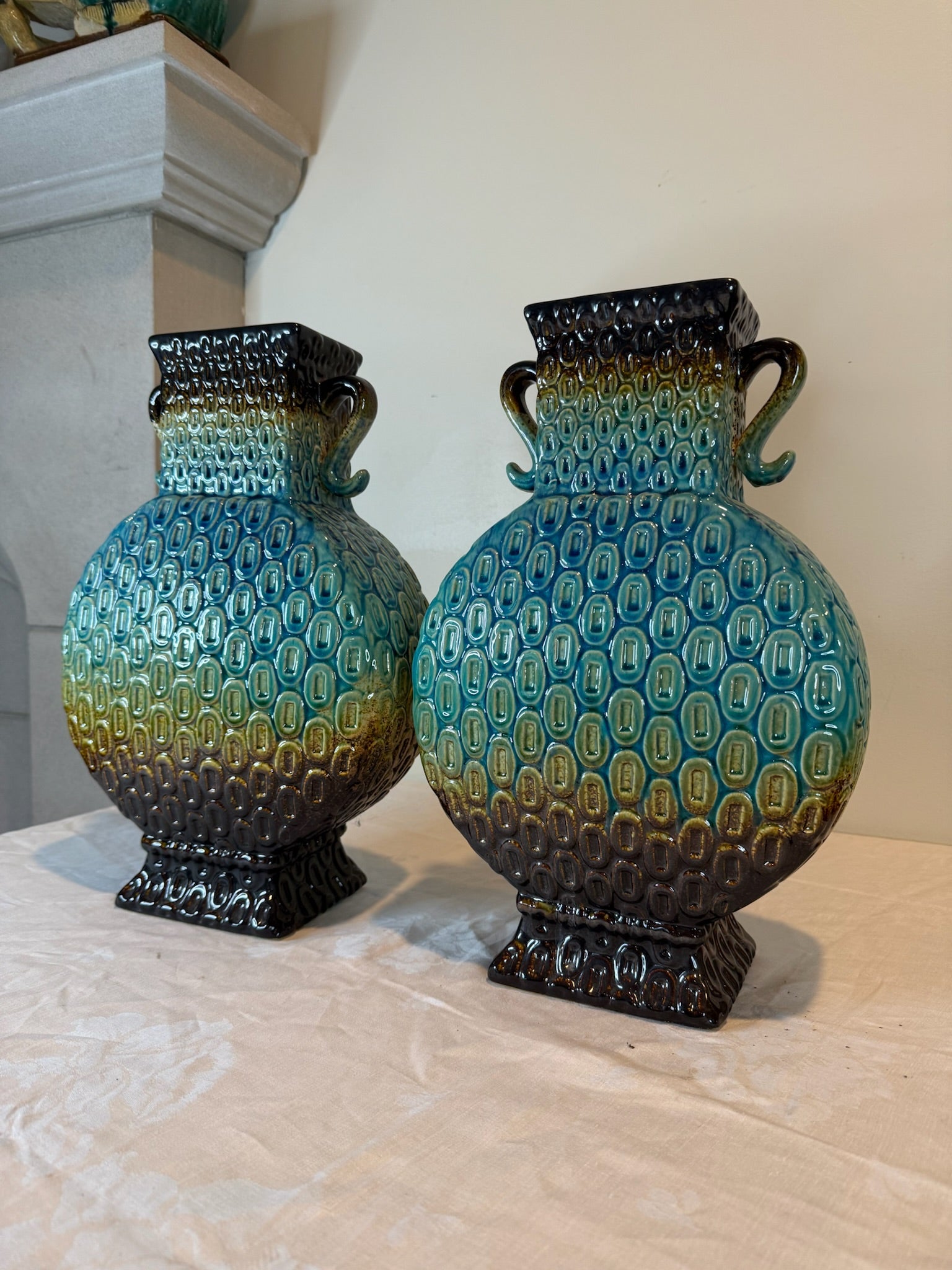 Chinoiserie Porcelain Vases